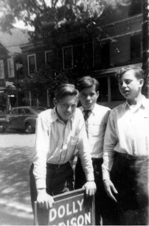 MvHugh, Masterson, Merna at Yokel's Store, Piermont